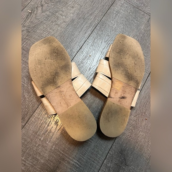 Freda Salvador Embossed Leather Alita Padded Strap Cream Slide Sandals $365 7.5 - Picture 4 of 5